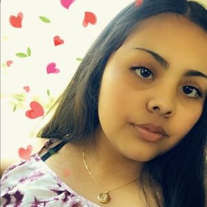 Meet your Posher, Elezea